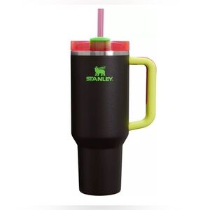 Stanley 40 oz. Quencher H2.0 FlowState Tumbler ✨ Neon Black